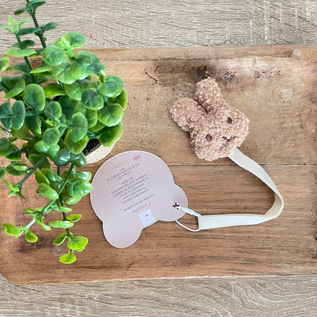attache-tétine lapin pour bébé