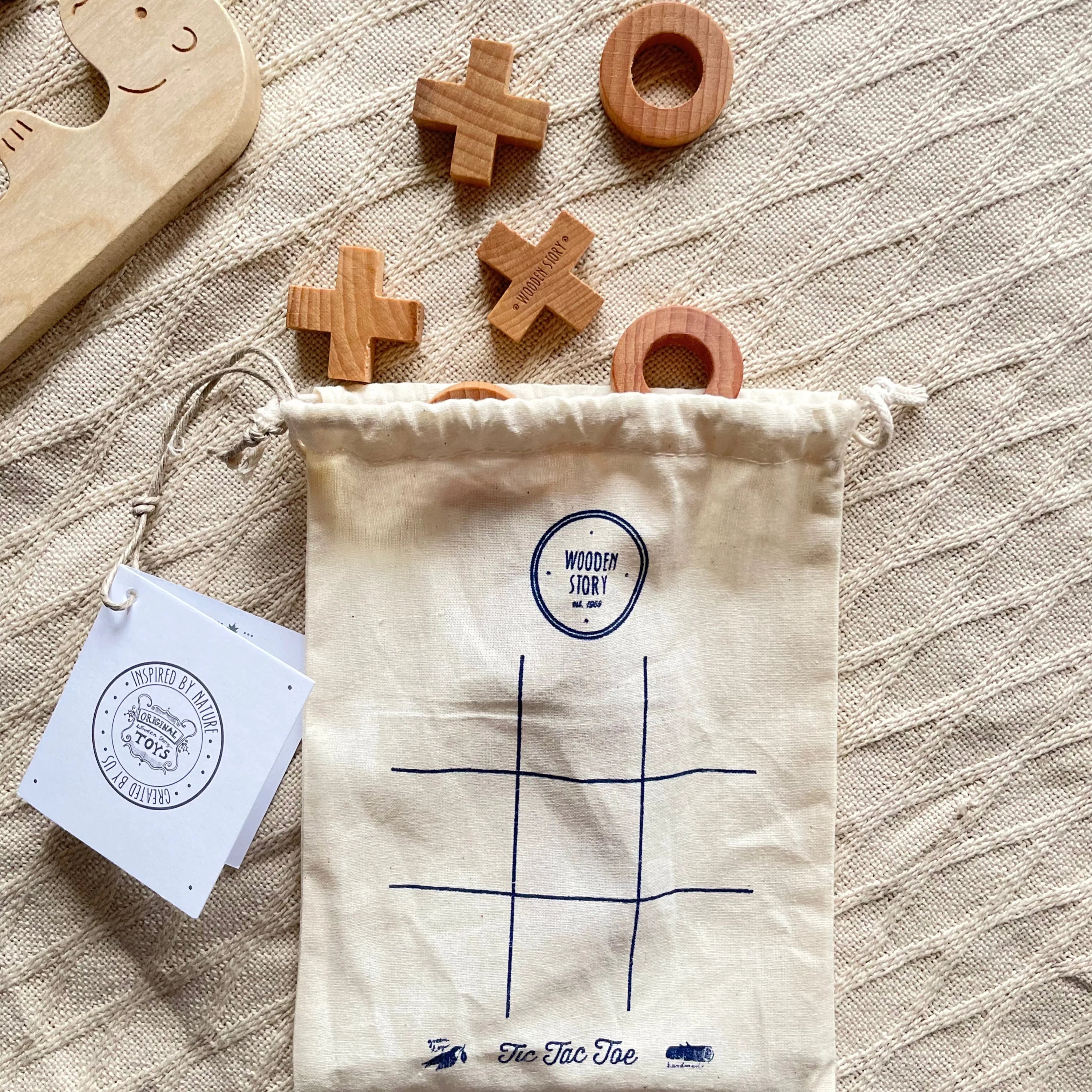 Jeu de Tic Tac Toe / Morpion en bois - Version de Voyage